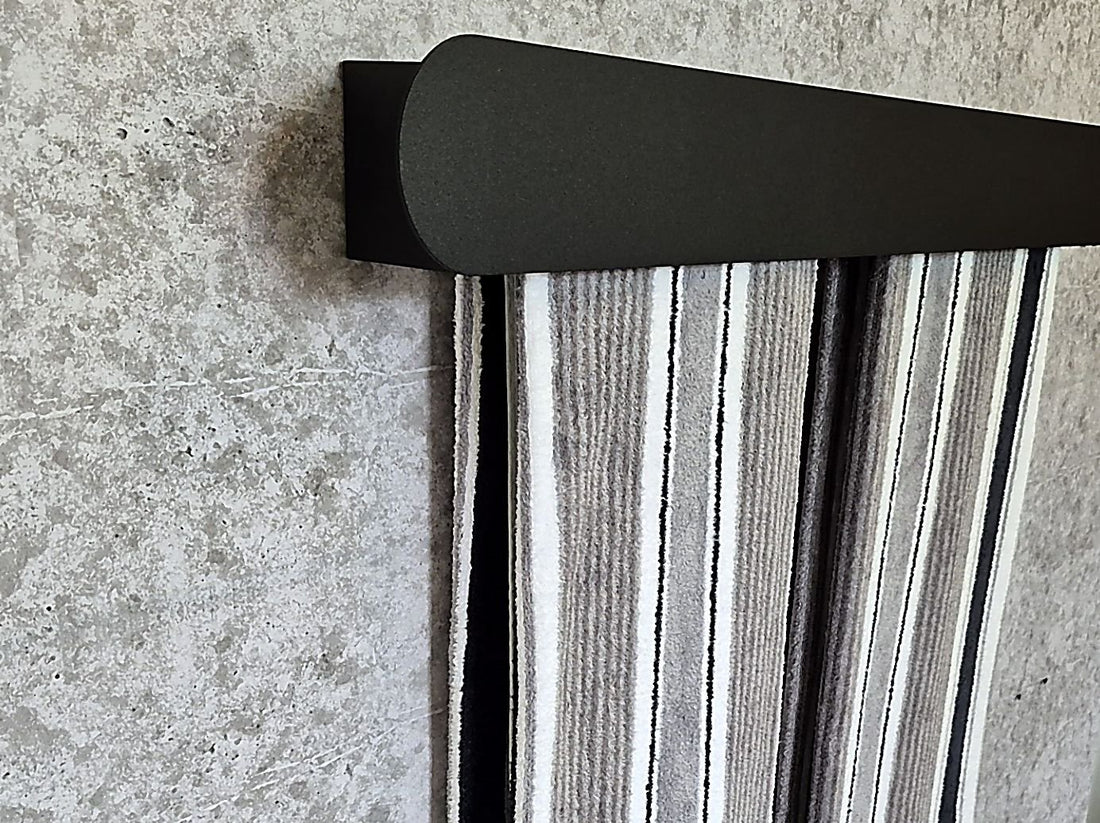 Ovalo Towel Holder - MET - AL