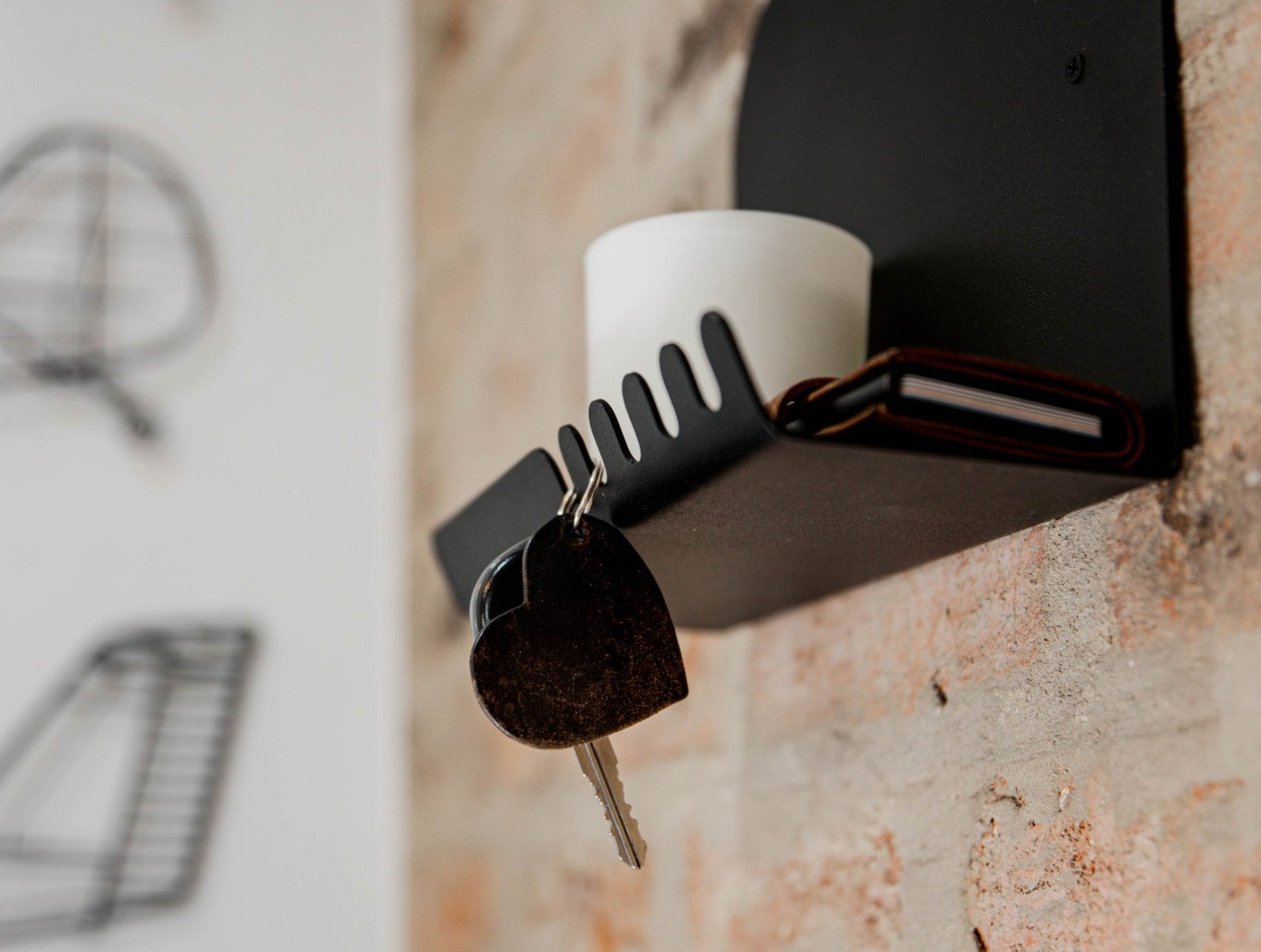 The Arch Keyholder Shelf - MET-AL